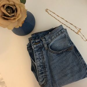 brandy melville danny light wash jeans